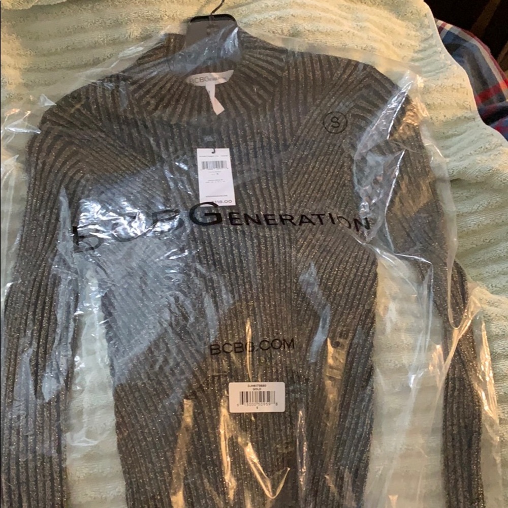 BCBG dress long sleeves